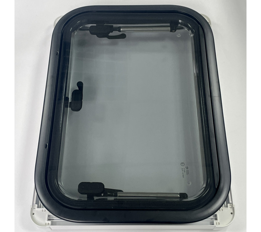 Round Edged Cassette Camper Window with Black out Blinds and Fly Net Screens